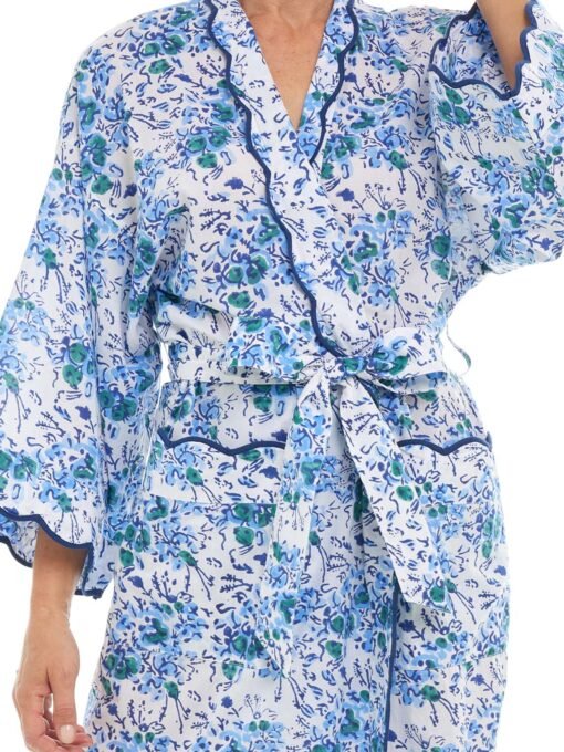 Pink Floral Kimono Robe with Scalloping - Image 4